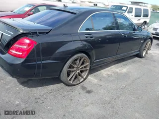 2009 Mercedes-Benz S-Class 5.5L V12 with VIN WDDNG76X09A273645, listed as a IAAI auction lot 41927453 with 1 mi miles. Bid and sale history available at carsss.com. Image 17.