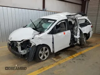 2012 Toyota Sienna LE AAS с VIN 5TDKK3DC1CS269618, выставлен на аукционе Copart как лот 49789095 с пробегом Не указан миль и Списание • Salvage title. История ставок и продаж доступна на DreamBid. Изображение 1.