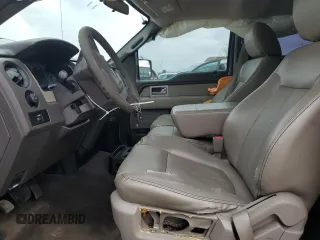 2009 Ford F-150 XL z VIN 1FTPW14V89FB04772, wystawiony jako Copart lot #48988685 z przebiegiem 259 521 mil mil oraz Szkoda całkowita • Salvage title. Historia ofert i sprzedaży dostępna na DreamBid. Obrazek 7.