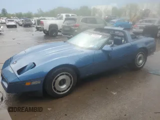 1985 Chevrolet Corvette z VIN 1G1YY078XF5137751, wystawiony jako Copart lot #57303635 z przebiegiem 21 826 mil mil oraz Szkody całkowita. Historia ofert i sprzedaży dostępna na DreamBid. Obrazek 1.