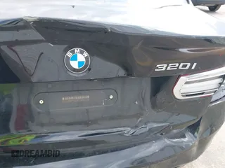 2018 BMW 3 Series 320i xDrive with VIN WBA8E5G53JNU45708, listed as a IAAI auction lot 41865092 with 88,720 mi miles. Bid and sale history available at carsss.com. Image 6.