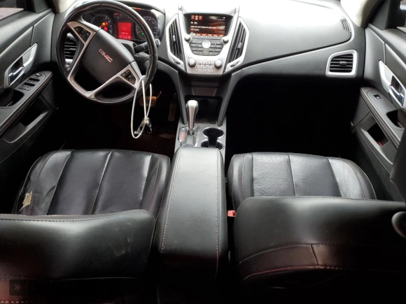 2011 GMC Terrain SLT-2 z VIN 2CTFLWE52B6404523, wystawiony jako Copart lot #47659475 z przebiegiem 122 326 mil mil oraz Czysty tytuł • Clean title. Historia ofert i sprzedaży dostępna na DreamBid. Obrazek 8.