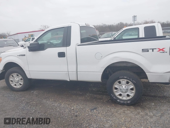 2013 Ford F-150 XL with VIN 1FTMF1EMXDKG20124, listed as a IAAI auction lot 41691986 with 80,408 mi miles. Bid and sale history available at carsss.com. Image 14.