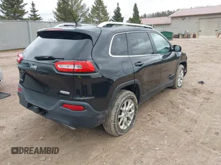 2015 Jeep Cherokee Latitude с VIN 1C4PJMCS1FW577223, выставлен на аукционе IAAI как лот 42082301 с пробегом 140 884 миль миль и . История ставок и продаж доступна на DreamBid. Изображение 4.