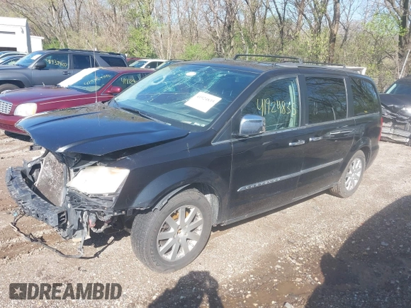 2012 Chrysler Town & Country Touring L with VIN 2C4RC1CG4CR163287, listed as a IAAI auction lot 41924835 with 211,461 mi miles and . Bid and sale history available at carsss.com. Image 2.