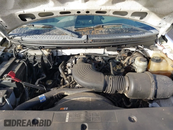 2005 Ford F-150 STX with VIN 1FTRX14W15NB34372, listed as a IAAI auction lot 41660412 with 104,086 mi miles. Bid and sale history available at carsss.com. Image 10.