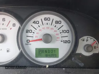 2006 Ford Escape XLT with VIN 1FMYU03Z56KC55074, listed as a IAAI auction lot 41473454 with 164,399 mi miles. Bid and sale history available at carsss.com. Image 7.