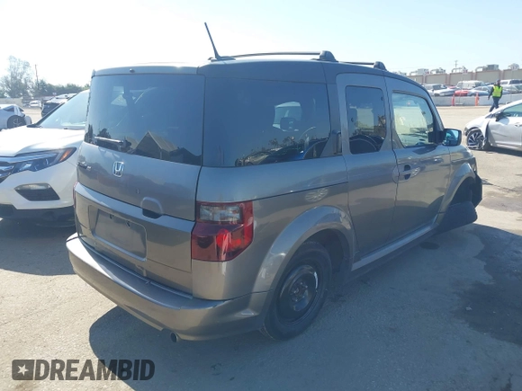 2007 Honda Element SC with VIN 5J6YH18957L007288, listed as a IAAI auction lot 41958653 with 153,331 mi miles and . Bid and sale history available at DreamBid. Image 4.
