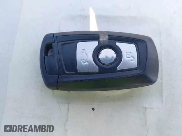 2014 BMW 3 Series 328i xDrive с VIN WBA3B5C5XEP652003, выставлен на аукционе IAAI как лот 42599798 с пробегом 117 649 миль миль и . История ставок и продаж доступна на DreamBid. Изображение 11.