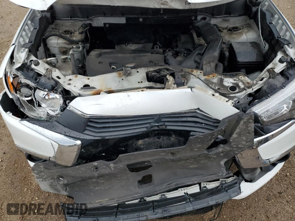 2016 Mitsubishi Outlander ES z VIN JA4AR3AU2GZ030579, wystawiony jako Copart lot #54063375 z przebiegiem 114 071 mil mil oraz Szkoda całkowita • Salvage title. Historia ofert i sprzedaży dostępna na DreamBid. Obrazek 11.