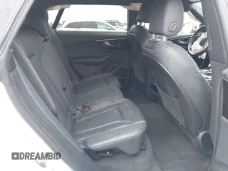 2020 Audi Q8 Premium Plus with VIN WA1EVAF1XLD001371, listed as a IAAI auction lot 41598033 with 39,744 mi miles and . Bid and sale history available at DreamBid. Image 8.