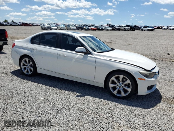 2015 BMW 3 Series 320i xDrive с VIN WBA3C3G55FNS76450, выставлен на аукционе Copart как лот 57479495 с пробегом 136 072 миль миль и Списание • Salvage title. История ставок и продаж доступна на DreamBid. Изображение 4.