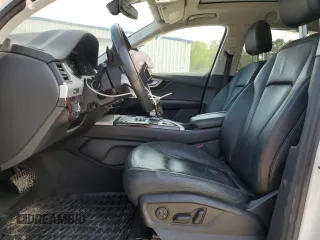 2018 Audi Q7 Premium Plus z VIN WA1LHAF73JD010767, wystawiony jako Copart lot #57224825 z przebiegiem 113 231 mil mil oraz Szkoda całkowita • Salvage title. Historia ofert i sprzedaży dostępna na DreamBid. Obrazek 8.