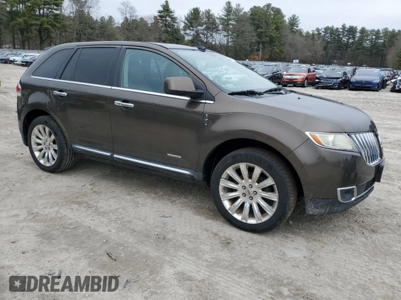 2011 Lincoln MKX z VIN 2LMDJ8JK4BBJ02626, wystawiony jako Copart lot #49161525 z przebiegiem 171 025 mil mil oraz Czysty tytuł • Clean title. Historia ofert i sprzedaży dostępna na DreamBid. Obrazek 4.