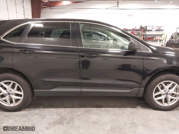 2022 Ford Edge SEL with VIN 2FMPK4J98NBA94322, listed as a IAAI auction lot 42084550 with 42,110 mi miles. Bid and sale history available at carsss.com. Image 13.