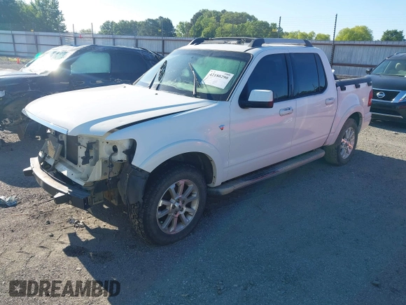 2007 Ford Explorer Sport Trac Limited z VIN 1FMEU33827UA01310, wystawiony jako IAAI lot #42180290 z przebiegiem 200 132 mil mil oraz . Historia ofert i sprzedaży dostępna na DreamBid. Obrazek 2.