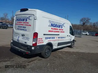2019 Ford Transit with VIN 1FTYR2CM3KKB23320, listed as a IAAI auction lot 41824025 with 29,221 mi miles. Bid and sale history available at carsss.com. Image 4.