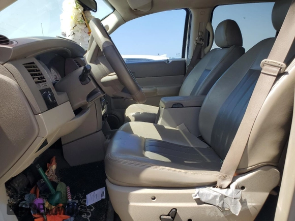 2004 Dodge Durango Limited with VIN 1D4HD58D64F193000, listed as a Copart auction lot 56909285 with 206,493 mi miles and Clean title. Bid and sale history available at DreamBid. Image 7.