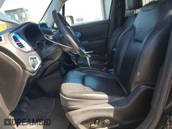 2015 Jeep Renegade Limited z VIN ZACCJBDT2FPC34430, wystawiony jako Copart lot #62634785 z przebiegiem 138 578 mil mil oraz Szkoda całkowita • Salvage title. Historia ofert i sprzedaży dostępna na DreamBid. Obrazek 7.