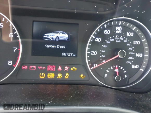 2021 Kia Forte LXS z VIN 3KPF24AD1ME315531, wystawiony jako IAAI lot #42286920 z przebiegiem 88 727 mil mil oraz . Historia ofert i sprzedaży dostępna na DreamBid. Obrazek 7.