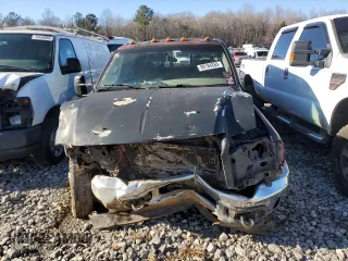2001 Ford F-350 XL with VIN 1FTWW32F21ED02292, listed as a Copart auction lot 89184265 with 318,261 mi miles and Salvage title. Bid and sale history available at DreamBid. Image 5.