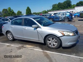 2010 Honda Accord LX-P с VIN 1HGCP2F45AA192284, выставлен на аукционе IAAI как лот 42174758 с пробегом 151 600 миль миль и . История ставок и продаж доступна на DreamBid. Изображение 13.