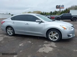 2013 Nissan Altima 2.5 SV with VIN 1N4AL3AP3DC258550, listed as a IAAI auction lot 41955123 with 185,618 mi miles. Bid and sale history available at carsss.com. Image 13.