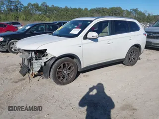 2015 Mitsubishi Outlander GT with VIN JA4JZ4AX4FZ013037, listed as a IAAI auction lot 41683425 with 172,700 mi miles and . Bid and sale history available at DreamBid. Image 17.