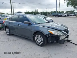 2016 Nissan Altima SR with VIN 1N4AL3APXGC129614, listed as a IAAI auction lot 41914117 with 98,595 mi miles and . Bid and sale history available at carsss.com. Image 1.
