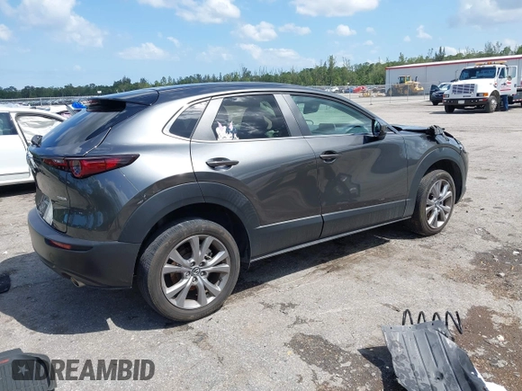 2022 Mazda CX-30 2.5 S Select Package with VIN 3MVDMBBL6NM454183, listed as a IAAI auction lot 41999967 with 18,424 mi miles. Bid and sale history available at carsss.com. Image 4.