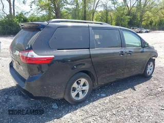 2017 Toyota Sienna LE Auto Access Seat with VIN 5TDKZ3DC5HS780672, listed as a IAAI auction lot 42048279 with 186,781 mi miles and . Bid and sale history available at DreamBid. Image 4.