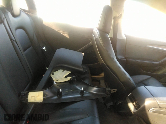2022 Tesla Model 3 Long Range with VIN 5YJ3E1EB4NF171972, listed as a IAAI auction lot 42026031 with 40,489 mi miles and . Bid and sale history available at DreamBid. Image 8.