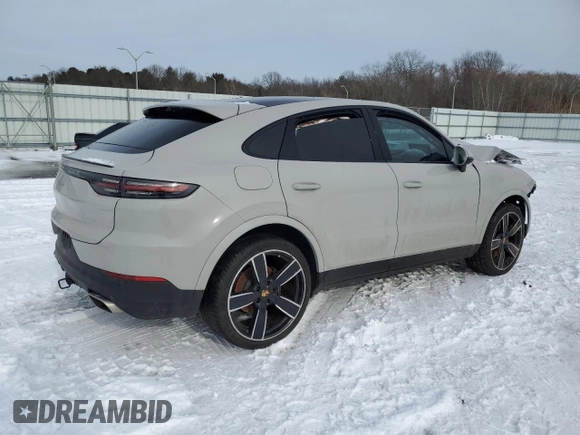 2021 Porsche Cayenne with VIN WP1BA2AY6MDA41252, listed as a Copart auction lot 44634365 with Not provided miles and Salvage title. Bid and sale history available at DreamBid. Image 3.