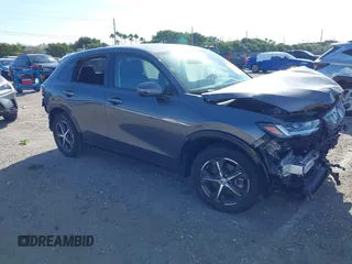2025 Honda HR-V EX-L z VIN 3CZRZ1H72SM700908, wystawiony jako IAAI lot #41172857 z przebiegiem 6229 mil mil oraz . Historia ofert i sprzedaży dostępna na DreamBid. Obrazek 1.