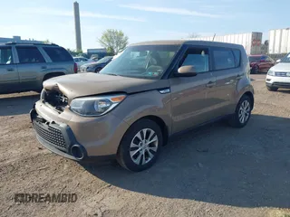 2015 Kia Soul z VIN KNDJN2A22F7146319, wystawiony jako IAAI lot #42083232 z przebiegiem 97 786 mil mil oraz . Historia ofert i sprzedaży dostępna na DreamBid. Obrazek 2.