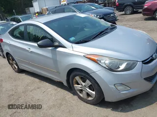 2013 Hyundai Elantra Limited z VIN 5NPDH4AEXDH159905, wystawiony jako IAAI lot #42466947 z przebiegiem 142 876 mil mil oraz . Historia ofert i sprzedaży dostępna na DreamBid. Obrazek 1.