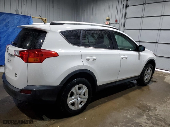 2015 Toyota RAV4 LE with VIN 2T3BFREV2FW240140, listed as a Copart auction lot 49769645 with 40,001 mi miles and Salvage Title. Bid and sale history available at carsss.com. Image 3.