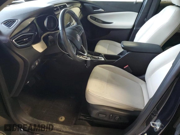 2020 Buick Encore GX Select z VIN KL4MMESL4LB134670, wystawiony jako Copart lot #49766405 z przebiegiem 43 801 mil mil oraz Szkoda całkowita • Salvage title. Historia ofert i sprzedaży dostępna na DreamBid. Obrazek 7.