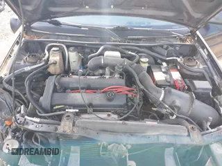 2000 Ford Escort ZX2 z VIN 3FAKP1139YR235632, wystawiony jako IAAI lot #42240451 z przebiegiem 139 532 mil mil oraz . Historia ofert i sprzedaży dostępna na DreamBid. Obrazek 10.