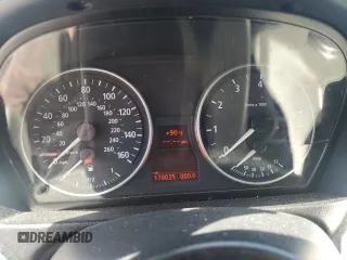 2008 BMW 3 Series 328i with VIN WBAVA37508NL48589, listed as a Copart auction lot 54542995 with 170,035 mi miles and Salvage Title. Bid and sale history available at DreamBid. Image 9.