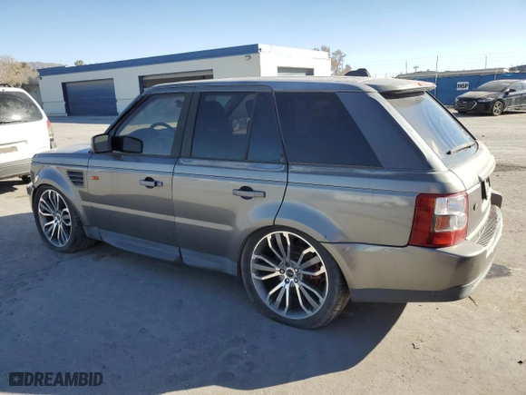 2008 Land Rover Range Rover Sport HSE with VIN SALSK25418A186706, listed as a Copart auction lot 43935985 with 143,367 mi miles and Clean Title. Bid and sale history available at carsss.com. Image 2.