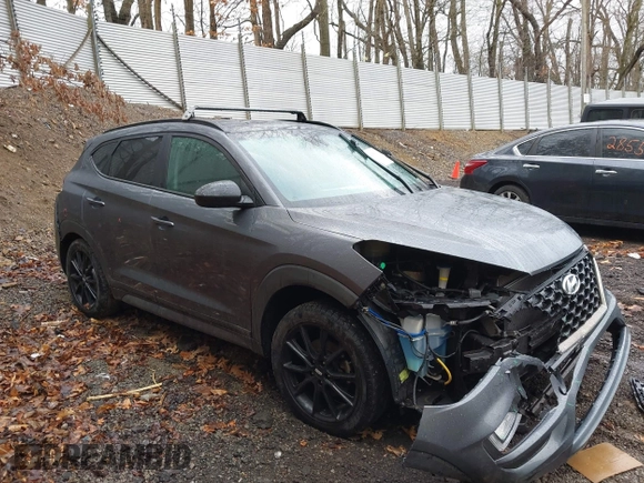 2019 Hyundai Tucson Ultimate with VIN KM8J3CAL0KU020133, listed as a IAAI auction lot 41856333 with 93,772 mi miles. Bid and sale history available at carsss.com. Image 1.