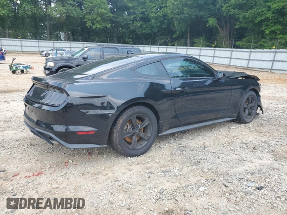 2020 Ford Mustang EcoBoost z VIN 1FA6P8TH7L5168429, wystawiony jako Copart lot #59360175 z przebiegiem Nie podano mil oraz Szkoda całkowita • Salvage title. Historia ofert i sprzedaży dostępna na DreamBid. Obrazek 3.