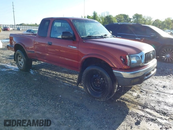 2003 Toyota Tacoma PreRunner with VIN 5TESN92N13Z217262, listed as a IAAI auction lot 41966002 with 249,268 mi miles. Bid and sale history available at carsss.com. Image 1.