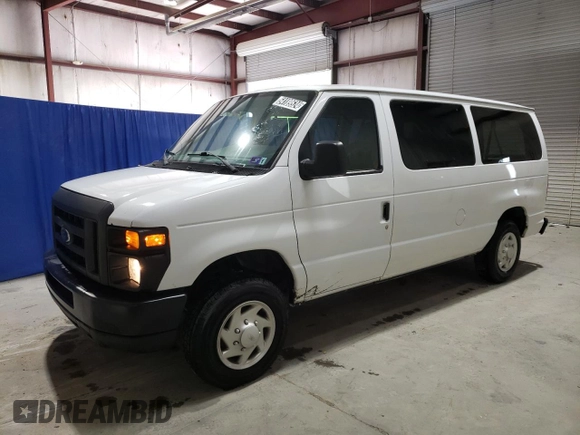 2009 Ford Econoline Passenger XL z VIN 1FMNE11W59DA81563, wystawiony jako Copart lot #54189524 z przebiegiem 81 649 mil mil oraz Czysty tytuł • Clean title. Historia ofert i sprzedaży dostępna na DreamBid. Obrazek 1.