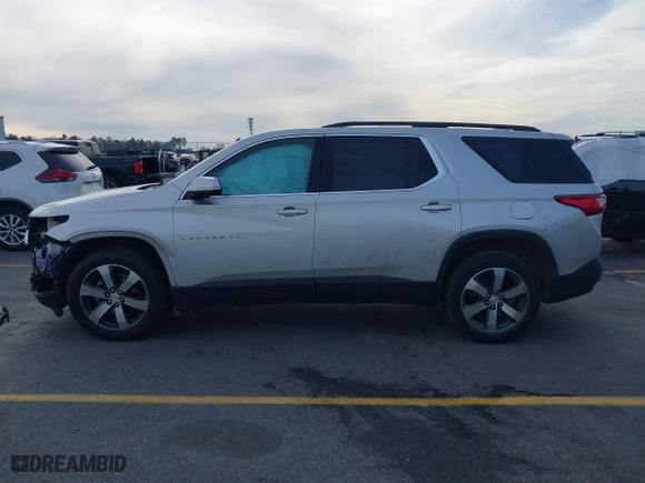 2019 Chevrolet Traverse LT Leather with VIN 1GNERHKW6KJ140036, listed as a IAAI auction lot 41610615 with 98,685 mi miles. Bid and sale history available at carsss.com. Image 14.