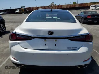 2019 Lexus ES 350 with VIN 58ABZ1B10KU024504, listed as a Copart auction lot 61675655 with 35,124 mi miles and Salvage title. Bid and sale history available at DreamBid. Image 6.