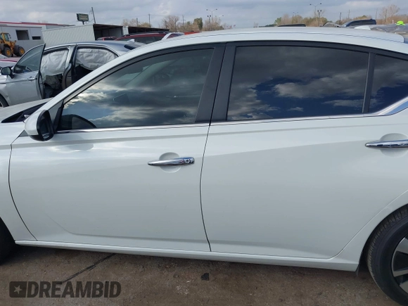 2021 Nissan Altima 2.5 SV with VIN 1N4BL4DV9MN389782, listed as a IAAI auction lot 41512945 with 75,082 mi miles. Bid and sale history available at carsss.com. Image 15.