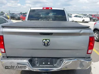2019 Ram 1500 Tradesman z VIN 3C6RR6KG0KG705946, wystawiony jako IAAI lot #42217999 z przebiegiem 99 460 mil mil oraz . Historia ofert i sprzedaży dostępna na DreamBid. Obrazek 17.
