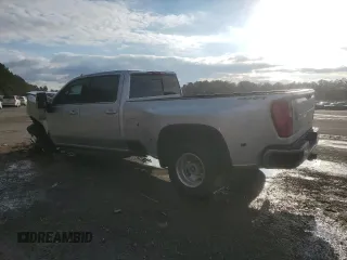 2022 Chevrolet Silverado 3500HD LTZ with VIN 1GC4YUEY1NF163633, listed as a Copart auction lot 84660714 with 121,857 mi miles and Salvage Title. Bid and sale history available at DreamBid. Image 2.